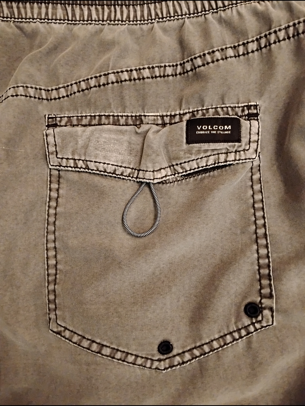 Volcom Grey/Black Men's Shorts - Picture 3 of 6